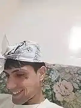 Snapshot of Laikerxxx chatting on November 8, 2025, 4:01 am Laikerxxx online show from November 8, 2025, 4:01 am