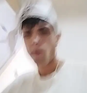 Snapshot of Laikerxxx chatting on November 9, 2025, 8:45 am Laikerxxx online show from November 9, 2025, 8:45 am