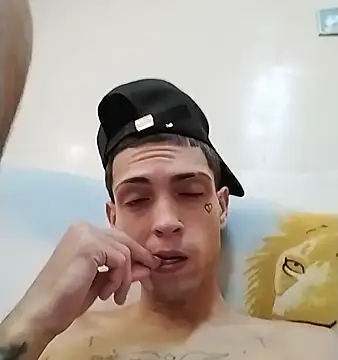 Snapshot of Laikerxxx chatting on November 20, 2025, 8:52 pm Laikerxxx online show from November 20, 2025, 8:52 pm