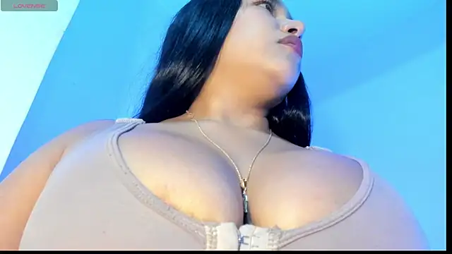 Snapshot of mis-violetha chatting on May 24, 2026, 12:04 am mis-violetha online show from May 24, 2026, 12:04 am