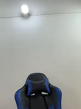 Snapshot of Adeline_1 chatting on December 14, 2025, 2:17 am Adeline 1 online show from December 14, 2025, 2:17 am