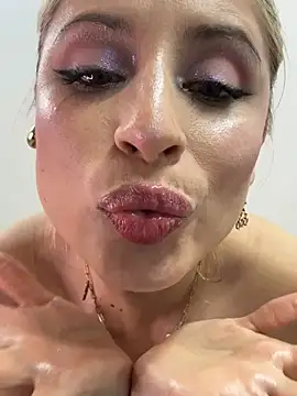 Snapshot of Adeline_1 chatting on February 3, 2026, 2:53 am Adeline 1 online show from February 3, 2026, 2:53 am