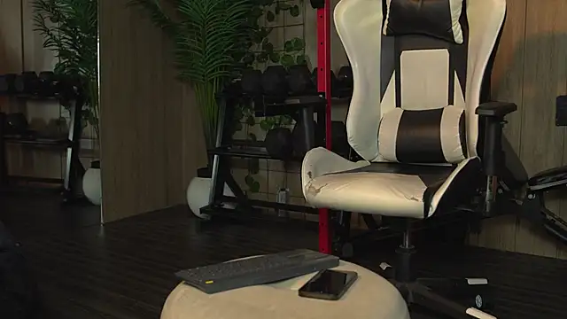 Reik Vonn online show from March 2, 2026, 12:23 pm