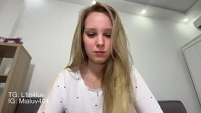 AIicaparkerc online show from July 23, 2026, 7:12 pm
