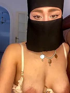 Snapshot of Milina123456 chatting on November 5, 2025, 3:01 pm Milina123456 online show from November 5, 2025, 3:01 pm