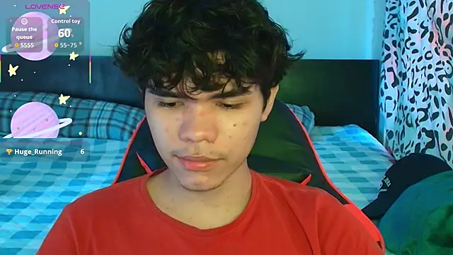 Im Camii online show from October 24, 2025, 5:09 pm