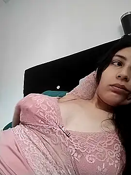 Snapshot of Thaila-Aurora chatting on October 26, 2025, 2:23 pm Thaila-Aurora online show from October 26, 2025, 2:23 pm