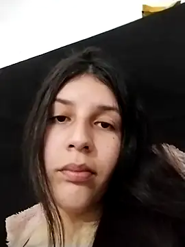 Snapshot of Thaila-Aurora chatting on November 6, 2025, 11:37 pm Thaila-Aurora online show from November 6, 2025, 11:37 pm