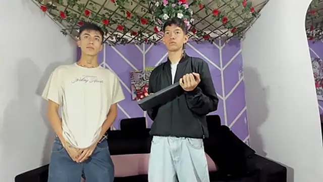 heyy noah11 online show from February 26, 2026, 1:32 pm