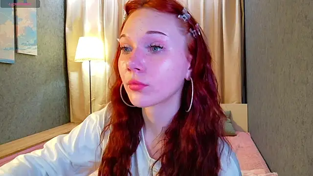 Snapshot of MargoViento chatting on June 6, 2026, 8:13 pm MargoViento online show from June 6, 2026, 8:13 pm