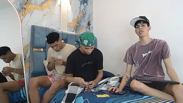 EMPIRE BOYS1 online show from February 16, 2026, 7:32 pm