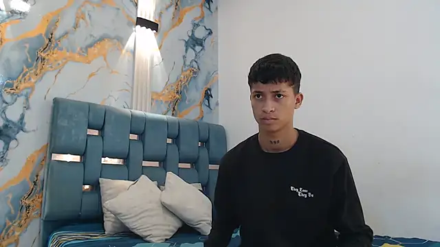 EMPIRE BOYS1 online show from February 24, 2026, 7:34 pm