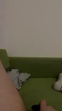 Snapshot of BullymayBi chatting on December 14, 2025, 11:20 pm BullymayBi online show from December 14, 2025, 11:20 pm