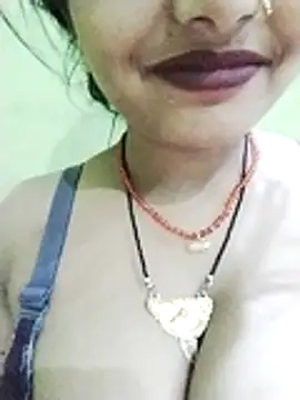 Snapshot of kiara-simmi chatting on November 10, 2025, 4:28 pm kiara-simmi online show from November 10, 2025, 4:28 pm