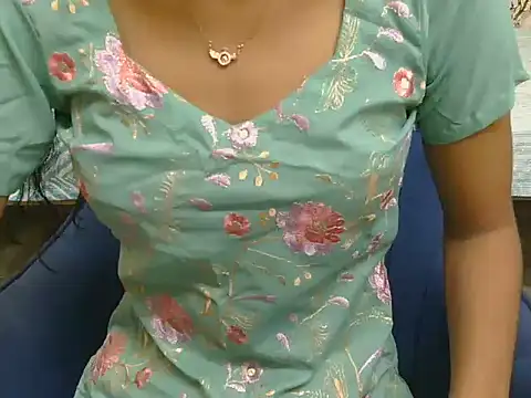 hii tanisha online show from October 22, 2025, 5:19 am