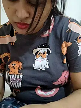 Tanha18 online show from November 2, 2025, 7:33 am