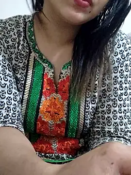 Tanha18 online show from December 3, 2025, 6:32 am