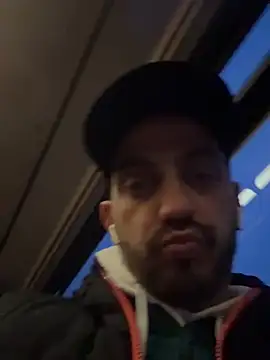 Snapshot of AlexGogo23 chatting on March 15, 2026, 6:03 pm AlexGogo23 online show from March 15, 2026, 6:03 pm