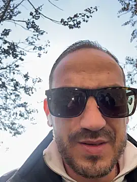 Snapshot of AlexGogo23 chatting on March 23, 2026, 11:58 am AlexGogo23 online show from March 23, 2026, 11:58 am