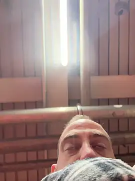 Snapshot of AlexGogo23 chatting on March 27, 2026, 5:24 am AlexGogo23 online show from March 27, 2026, 5:24 am