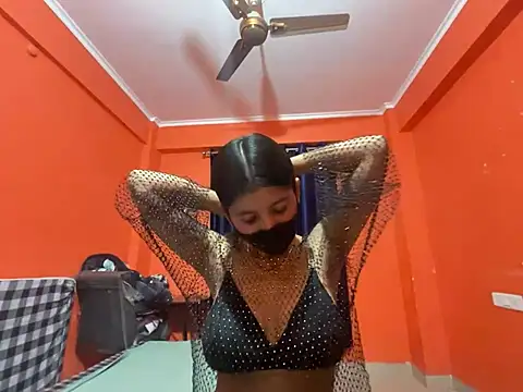 Snapshot of HOT_HONEY10 chatting on February 16, 2026, 1:29 pm HOT HONEY10 online show from February 16, 2026, 1:29 pm