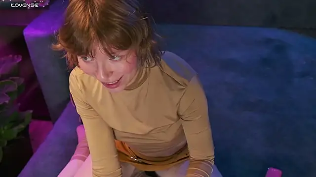 Snapshot of your_carrie chatting on November 2, 2025, 11:45 am your carrie online show from November 2, 2025, 11:45 am