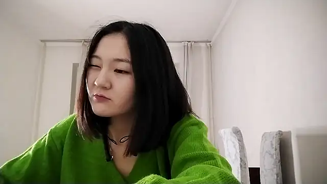 Snapshot of Lyndasilk chatting on November 1, 2025, 3:14 pm Lyndasilk online show from November 1, 2025, 3:14 pm