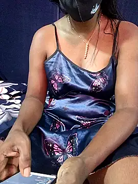 Snapshot of Mishel_hot chatting on October 23, 2025, 9:19 am Mishel hot online show from October 23, 2025, 9:19 am