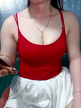 LeanaLy online show from May 29, 2026, 1:58 am