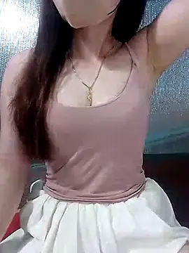 LeanaLy online show from August 5, 2026, 12:24 am