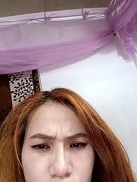 Labi2k online show from November 13, 2025, 7:35 pm