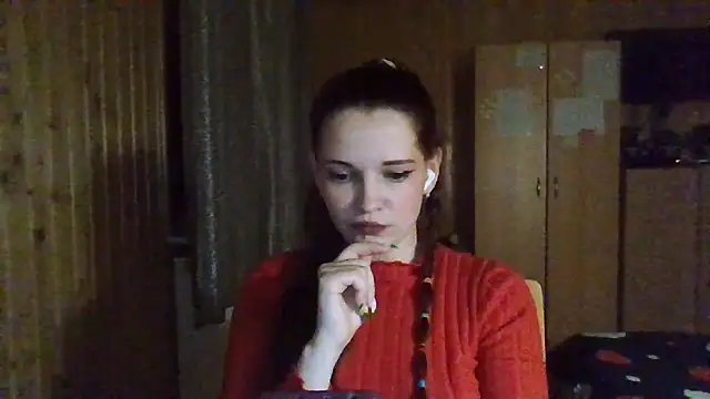 AmeliieLaFleur online show from May 1, 2026, 8:35 pm