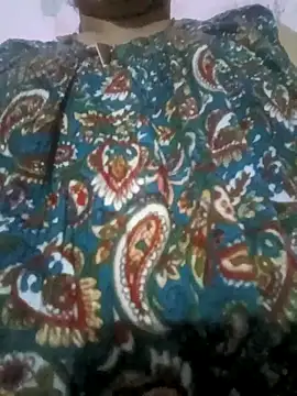 Snapshot of Susma_g chatting on November 25, 2025, 1:33 pm Susma g online show from November 25, 2025, 1:33 pm