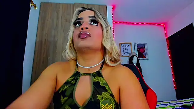 Sofiabigcock22 online show from July 28, 2026, 12:48 pm