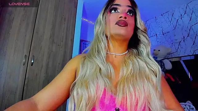 Sofiabigcock22 online show from August 3, 2026, 10:35 pm