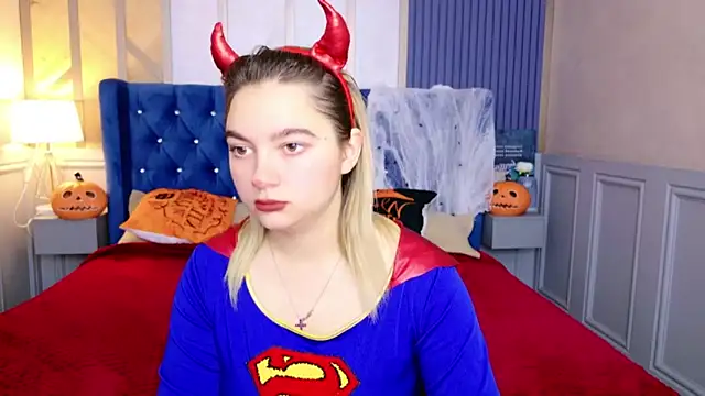 Snapshot of Dana_Beck chatting on October 31, 2025, 8:43 pm Dana Beck online show from October 31, 2025, 8:43 pm