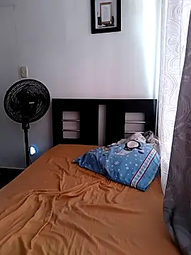 Snapshot of Ruberga20 chatting on December 4, 2025, 1:42 pm Ruberga20 online show from December 4, 2025, 1:42 pm