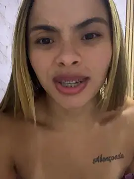 safadinhaquenteW online show from March 14, 2026, 3:45 am