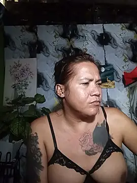 trishacummerts online show from June 11, 2026, 12:32 am