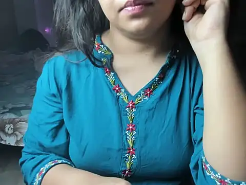 Snapshot of Divya68 chatting on October 15, 2025, 6:08 pm Divya68 online show from October 15, 2025, 6:08 pm