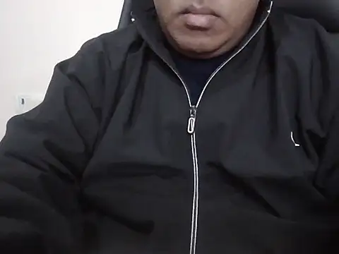 sassycouple3x online show from December 21, 2025, 2:02 pm