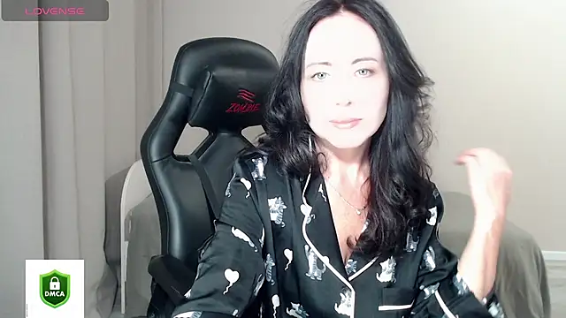 beautiful moon3 online show from January 17, 2026, 3:39 pm