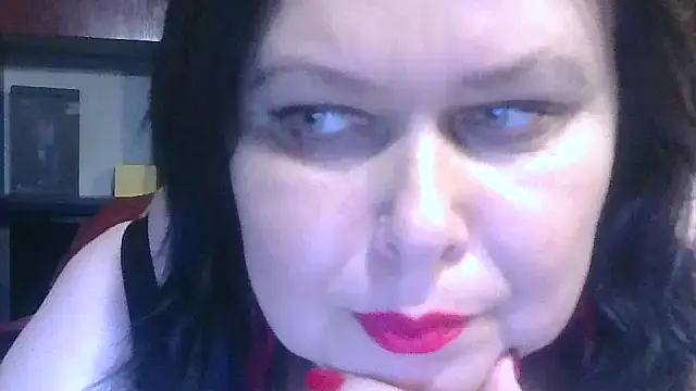 Snapshot of CharleeKendall chatting on November 12, 2025, 7:35 pm CharleeKendall online show from November 12, 2025, 7:35 pm