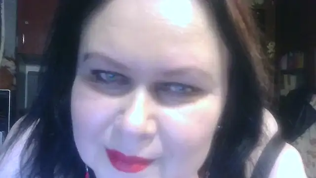 Snapshot of CharleeKendall chatting on November 14, 2025, 4:28 pm CharleeKendall online show from November 14, 2025, 4:28 pm