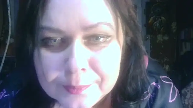 Snapshot of CharleeKendall chatting on November 18, 2025, 3:16 pm CharleeKendall online show from November 18, 2025, 3:16 pm