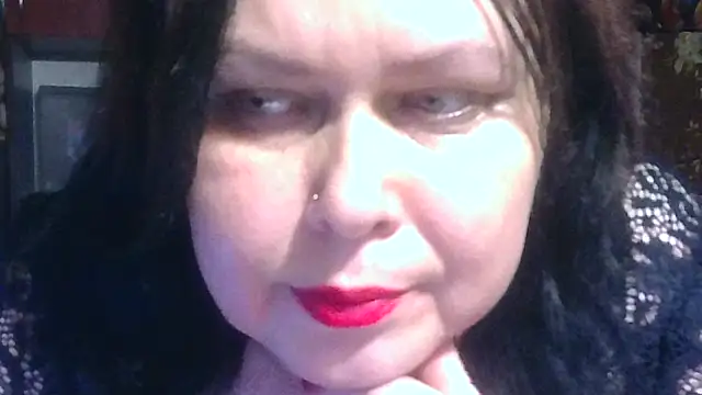 Snapshot of CharleeKendall chatting on November 23, 2025, 12:49 pm CharleeKendall online show from November 23, 2025, 12:49 pm