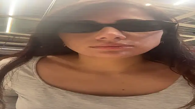 mamimamacitaaa online show from March 9, 2026, 10:19 am