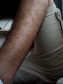 sexyandres 23 online show from March 15, 2026, 11:00 pm