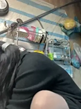 Linh-xxx online show from January 16, 2026, 9:46 am