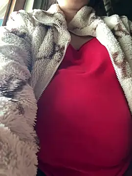 Linh-xxx online show from March 10, 2026, 5:12 am